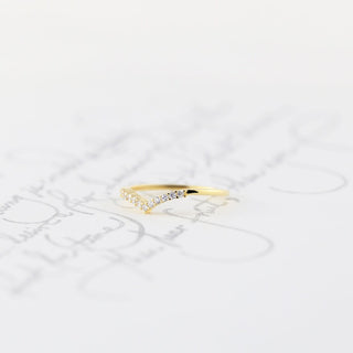 0.15 TCW Round Cut Unique Chevron Pave Moissanite Diamond Wedding Band