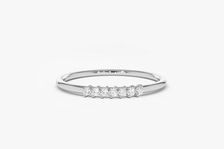 0.10 TCW 7 Stone Round Cut Solitaire Moissanite Diamond Wedding Band