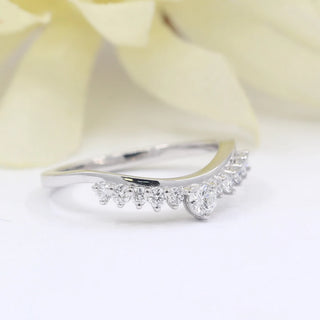 0.29 TCW Round Cut Unique Curved Moissanite Diamond Wedding Band