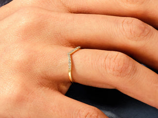 0.11 TCW Round Cut V Shaped Chevron Moissanite Diamond Wedding Band