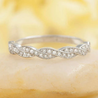 0.21 TCW Round Cut Twisted Moissanite Diamond Wedding Band
