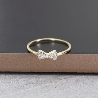 0.12 TCW Minimalist Round Cut Bow Tie Moissanite Diamond Wedding Band