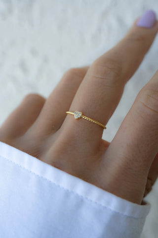 0.10 TCW Round Heart Shape Twisted Moissanite Diamond Wedding Band