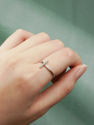 0.10 TCW Round Cut Bar Set Cluster Moissanite Diamond Wedding Band