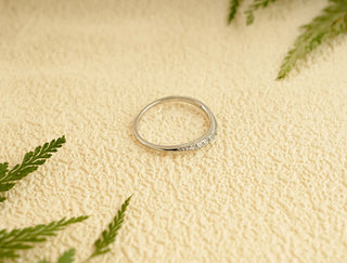 0.20 TCW Unique Round Cluster Moissanite Diamond Wedding Band