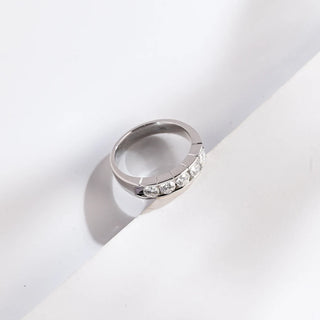 0.93 TCW Five Stone Round Cut Channel Set Moissanite Diamond Wedding Band