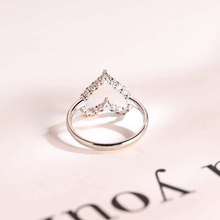 0.15 TCW Round Cut Heart Shape Moissanite Diamond Wedding Band