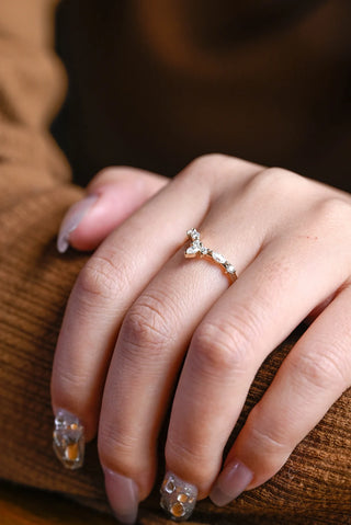 0.20TCW Marquise & Round Chevron Moissanite Diamond Wedding Band