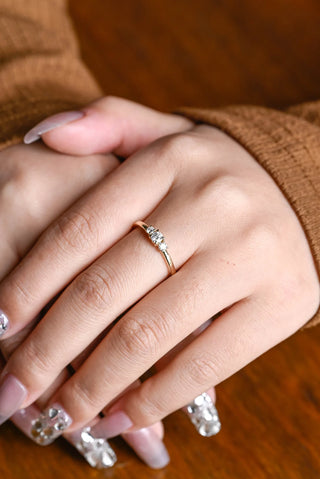0.25 TCW Round Cut Three Stone Moissanite Diamond Wedding Band