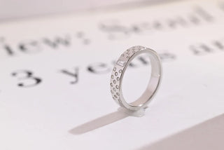 0.20 TCW Round And Emerald Cut Flush Set Moissanite Diamond Wedding Band
