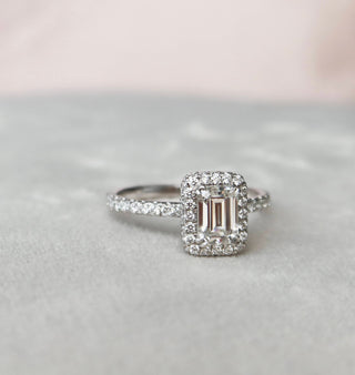 1.0CT Emerald Cut Halo Moissanite Engagement Ring