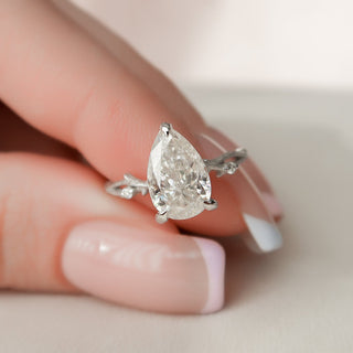 2.0CT Pear Cut Twig Moissanite Diamond Engagement Ring