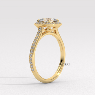 polished glow engagement ring
diamond glow centerpiece ring

