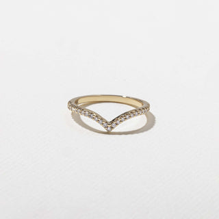 2.0ct East West Oval Moissanite Diamond Solitaire Engagement Ring With Curved Wedding Band