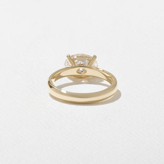 2.0ct East West Oval Moissanite Diamond Solitaire Engagement Ring With Curved Wedding Band