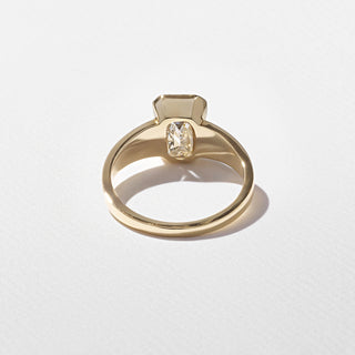 2.0ct Bezel Set Emerald Moissanite Solitaire Engagement Unique Diamond Rings With Matching Band