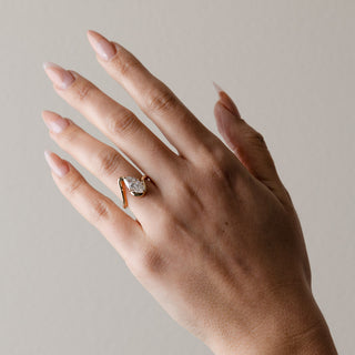 2.0ct Pear Moissanite Diamond By Pass Setting Engagement Ring With Matching Curved Band