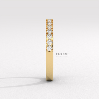 minimal round wedding band