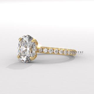 oval cut diamond pave ring