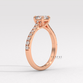 diamond pave band ring
