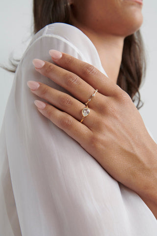 pear cut engagement ring