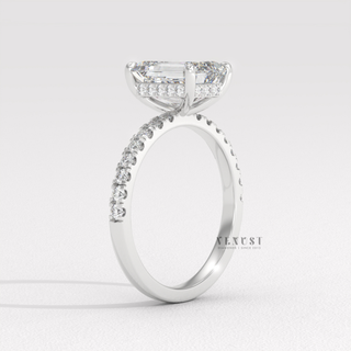 romantic emerald pave ring