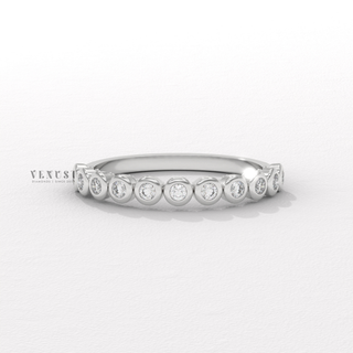 round bezel diamond band
