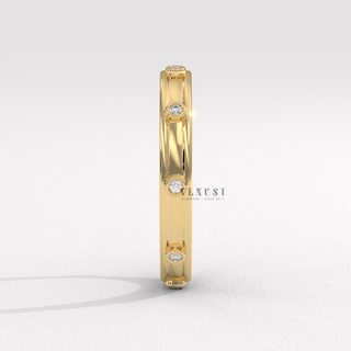 round cut diamond ring with pavé band