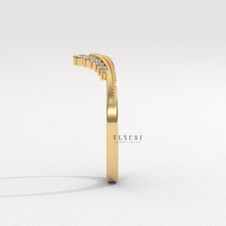 round diamond curved wedding ring