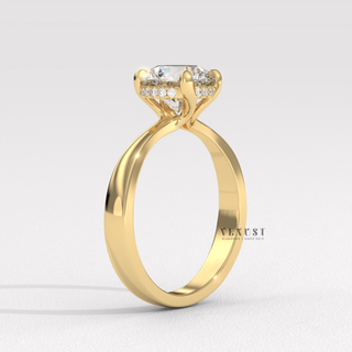 round solitaire ring white gold