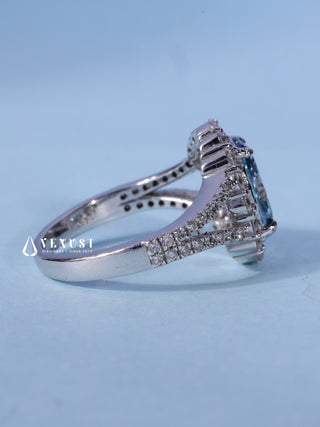 1.50CT Ice Crush Oval Cut American Diamond Halo Split Shank Engagement Ring