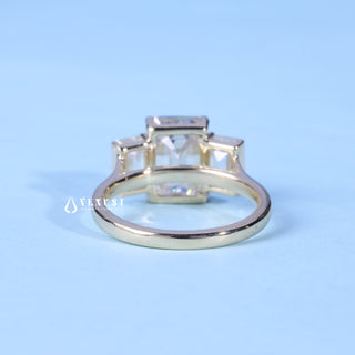 2.0CT Emerald Cut Moissanite Diamond Three Stone Engagement Rings