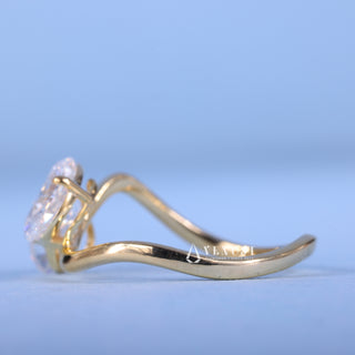 1.0CT Oval & 0.70CT Cushion Moissanite Diamond Toi Et Moi Unique Engagement Rings