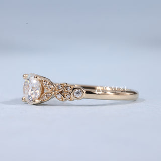 1.0CT Round Cut Moissanite Diamond Vintage Style Engagement Rings