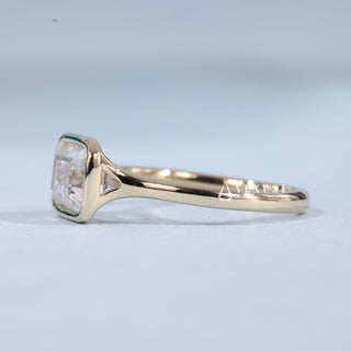 1.50CT Bezel Set Emerald Moissanite Diamond East West Split Shank Engagement Ring