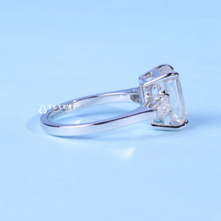2.0CT Emerald Cut Moissanite Diamond Three Stone Engagement Rings