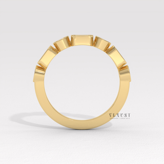 white gold diamond band
yellow gold band
rose gold diamond band