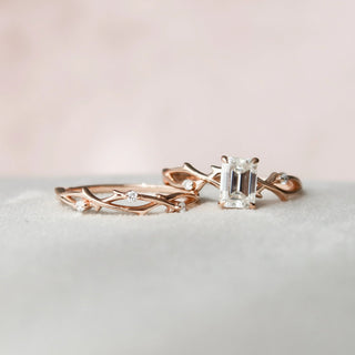 1.10tcw Emerald Cut Moissanite Twing Halo Bridal Engagement Ring Set