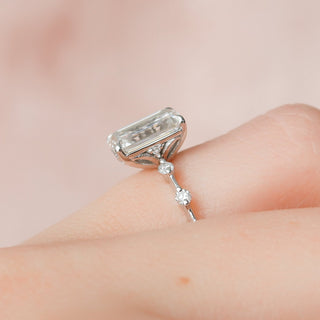 2.50CT Emerald Cut Solitaire Moissanite Diamond Engagement Ring