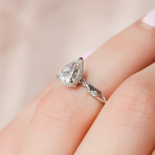 1.0CT Pear Twig Diamond Moissanite Engagement Ring