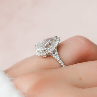 3.0CT Pear Halo Moissanite Split Shank Diamond Engagement Ring