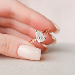 2.0CT Pear Cut Twig Moissanite Diamond Engagement Ring