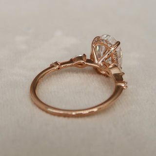 2.0CT Oval Three Stones Moissanite Diamond Engagement Ring