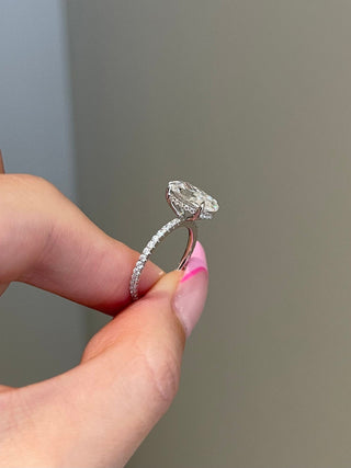 3.0ct Elongated Oval Cut Hidden Halo Pave Moissanite Diamond Engagemtent Ring